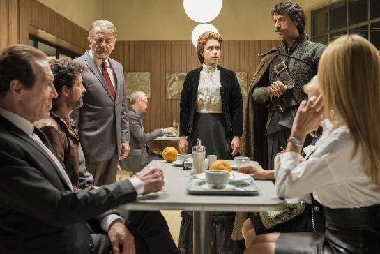 El bar, uno de los enclaves más divertidos de 'El Ministerio del Tiempo' El bar, uno de los enclaves más divertidos de 'El Ministerio del Tiempo'