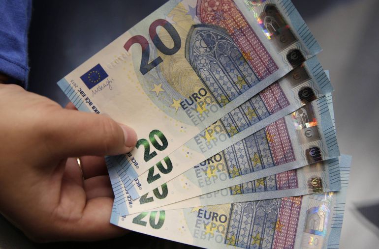 Nuevos billetes de 20 euros. Nuevos billetes de 20 euros.