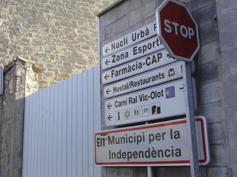 Señal que declara al municipio de l'Esquirol partidario de la independencia Señal que declara al municipio de l'Esquirol partidario de la independencia