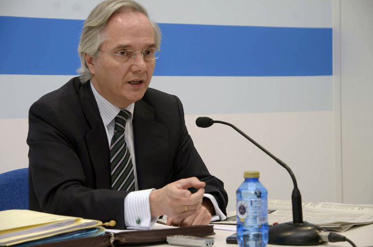 El candidato del PP por Segovia, Pedro Gómez de la Serna, durante una rueda de prensa El candidato del PP por Segovia, Pedro Gómez de la Serna, durante una rueda de prensa