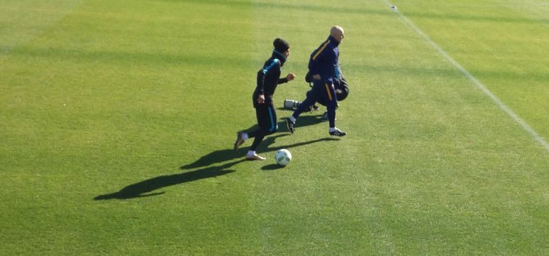 Neymar ha entrenado en solitario este viernes en Tokio Neymar ha entrenado en solitario este viernes en Tokio