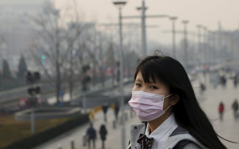 China vuelve a la alerta roja por contaminación. China vuelve a la alerta roja por contaminación.