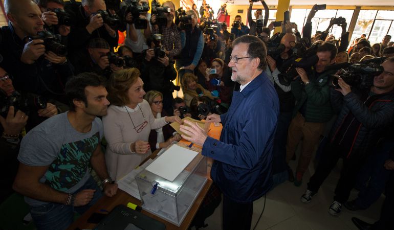 Elecciones generales 2015: El PP gana las elecciones pero se queda muy lejos de garantizarse el gobierno Elecciones generales 2015: El PP gana las elecciones pero se queda muy lejos de garantizarse el gobierno