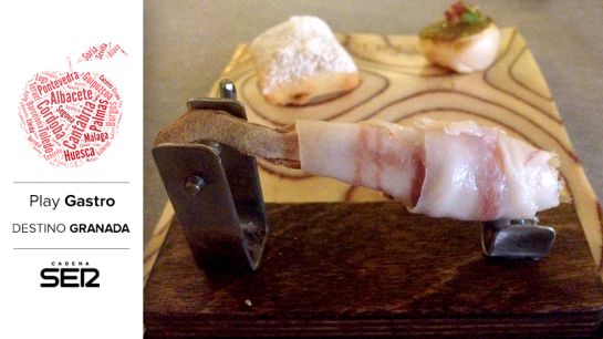 El jamón y la pastela, entre los aperitivos de El Claustro. El jamón y la pastela, entre los aperitivos de El Claustro.