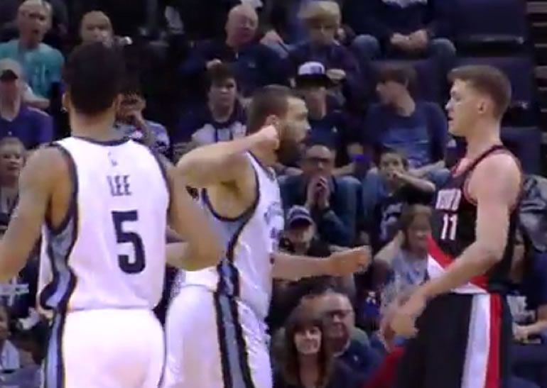 Marc Gasol, durante su enfrentamiento con Leonard Marc Gasol, durante su enfrentamiento con Leonard