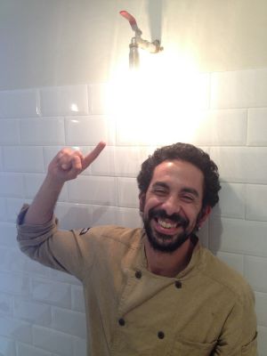 Samy Alí tiene buenas ideas. Samy Alí tiene buenas ideas.