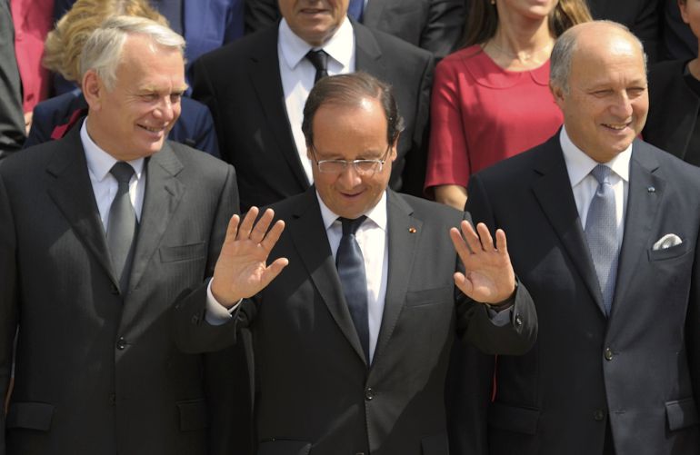 El presidente del Gobierno francés, Francois Hollande, junto con Jean-Marc Ayrault y Laurent Fabius. El presidente del Gobierno francés, Francois Hollande, junto con Jean-Marc Ayrault y Laurent Fabius.