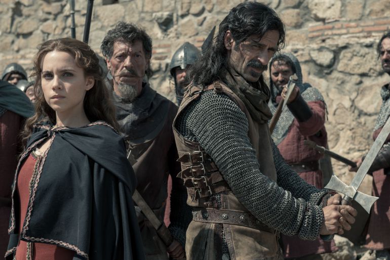 Aura Garrido, Ramón Langa y Nacho Fresneda en una secuencia del capítulo 1 de la T2 de 'El Ministerio del Tiempo' Aura Garrido, Ramón Langa y Nacho Fresneda en una secuencia del capítulo 1 de la T2 de 'El Ministerio del Tiempo'