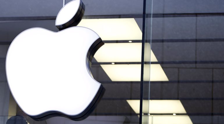 El símbolo de Apple en su sede en Munich, Alemania. El símbolo de Apple en su sede en Munich, Alemania.