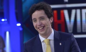 Audiencias televisión: 'Cuéntame' derrota a 'Bajo sospecha' y gana el duelo de series Audiencias televisión: 'Cuéntame' derrota a 'Bajo sospecha' y gana el duelo de series