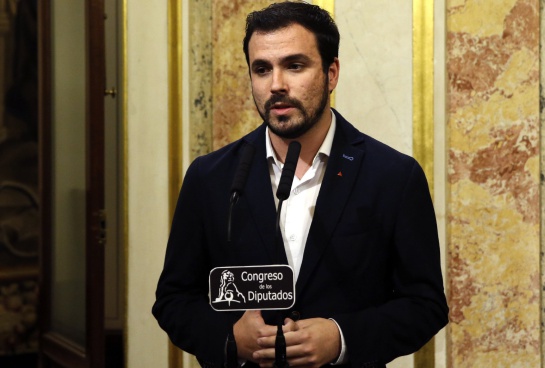 GRA469. MADRID, 01/03/2016.- El portavoz de IU-UP en el Congreso, Alberto Garzón, durante la rueda de prensa posterior a la primera jornada de la sesión de investidura del líder socialista, Pedro Sánchez, esta tarde en la Cámara baja. EFE/J. J. Guillén GRA469. MADRID, 01/03/2016.- El portavoz de IU-UP en el Congreso, Alberto Garzón, durante la rueda de prensa posterior a la primera jornada de la sesión de investidura del líder socialista, Pedro Sánchez, esta tarde en la Cámara baja. EFE/J. J. Guillén