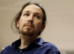 Podemos leader Pablo Iglesias pauses during a news conference after his meeting with Socialist leader Pedro Sanchez (unseen) at Parliament in Madrid, Spain, March 30, 2016. REUTERS/Sergio Perez