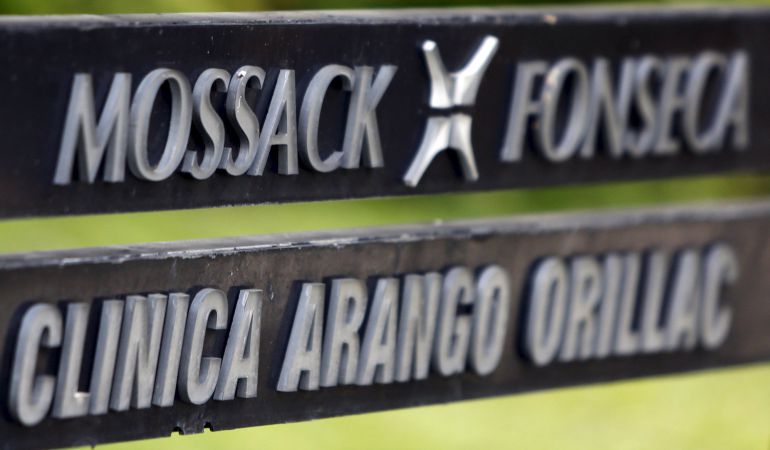 Letrero de la firma Mossack Fonseca, en su sede de Panamá. Letrero de la firma Mossack Fonseca, en su sede de Panamá.