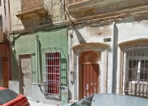 Un juez investiga a la madre que encerró en condiciones infrahumanas a su hijo