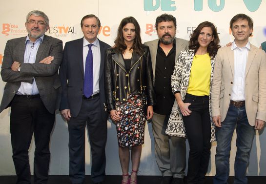 Eladio Jareño (segundo por la izquierda) en la presentación de la serie de TVE 'El hombre de tu vida' en el FesTval de Albacete Eladio Jareño (segundo por la izquierda) en la presentación de la serie de TVE 'El hombre de tu vida' en el FesTval de Albacete