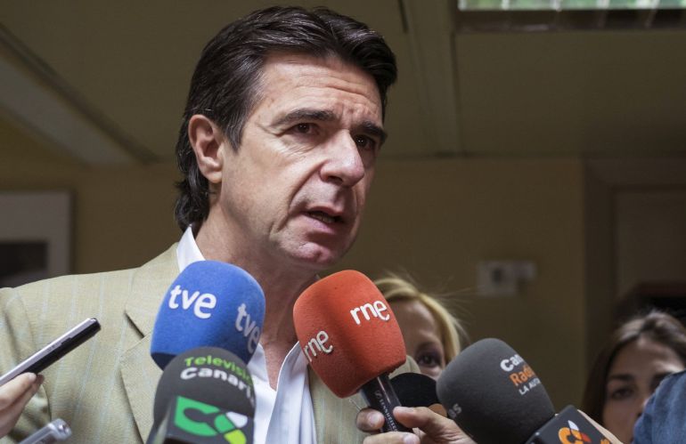 El ministro de Industria, Energía y Turismo en funciones, José Manuel Soria. El ministro de Industria, Energía y Turismo en funciones, José Manuel Soria.