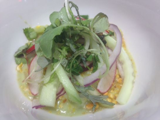 El aguachile de Atlántico lleva lima, aguacate y chile jalapeño triturado, además de pepino, cebolla roja, kikos y cilantro. El aguachile de Atlántico lleva lima, aguacate y chile jalapeño triturado, además de pepino, cebolla roja, kikos y cilantro.