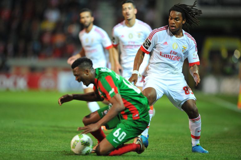 Renato Sanches (derecha), en un partido entre el Marítimo y el Benfica. Renato Sanches (derecha), en un partido entre el Marítimo y el Benfica.