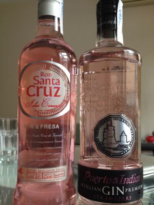 Ron Santa Cruz y Ginebra Puerto de Indias: ¡viva la fresa! Ron Santa Cruz y Ginebra Puerto de Indias: ¡viva la fresa!