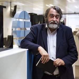 Fotografía facilitada por 'El Mundo', del nuevo director en funciones del diario. Fotografía facilitada por 'El Mundo', del nuevo director en funciones del diario.