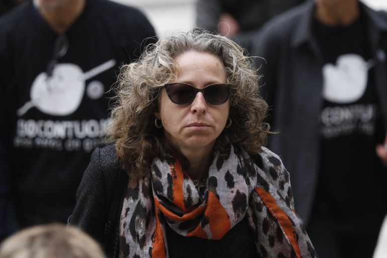 Absueltos los dos mossos acusados de dejar sin ojo a Ester Quintana Absueltos los dos mossos acusados de dejar sin ojo a Ester Quintana