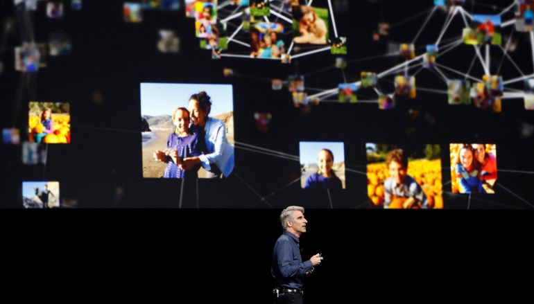 El sistema operativo iOS viene instalado en los dispositivos iPhone y iPad El sistema operativo iOS viene instalado en los dispositivos iPhone y iPad
