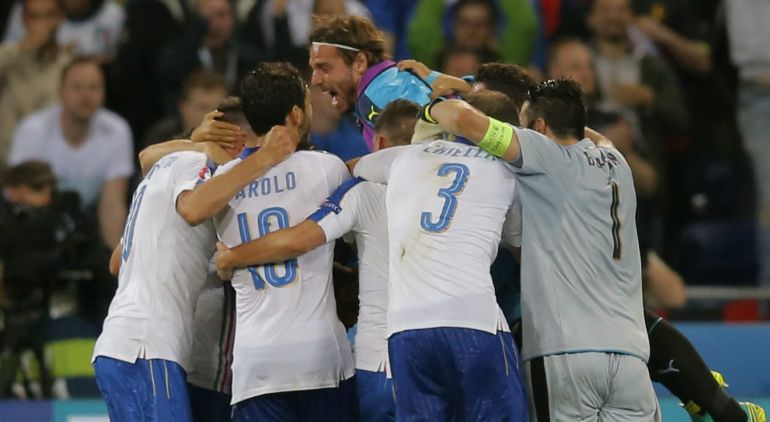 Los jugadores italianos celebran la victoria Los jugadores italianos celebran la victoria
