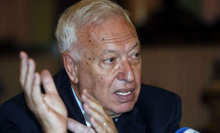 Margallo ha insistido en que él es demócrata 'desde siempre', pero ha subrayado que 'la democracia se ejerce siempre dentro de unos límites' Margallo ha insistido en que él es demócrata 'desde siempre', pero ha subrayado que 'la democracia se ejerce siempre dentro de unos límites'