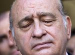 -FOTODELDIA- GRA113 VILADECANS (BARCELONA), 22/06/2016.- El ministro del Interior en funciones y candidato del PPC por Barcelona, Jorge Fernández Díaz, atiende a los medios antes de la visita que realizó a una cerrajería industrial en Viladecans, donde ha asegurado que es "la víctima de un ataque" tras publicarse una grabación de conversaciones suyas con el director de la Oficina Antifraude de Cataluña (OAC), Daniel de Alfonso, algo que el presidente del Gobierno, ha dicho, "no sabía". EFE/Quique García