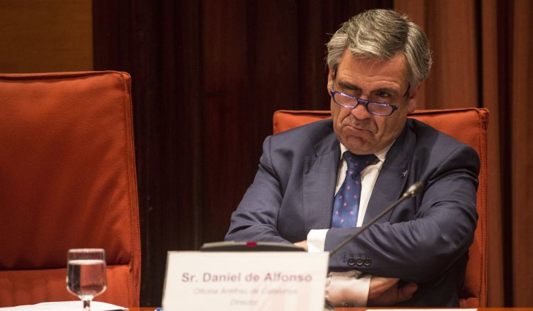 El director de la Oficina Antifraude de Cataluña, Daniel de Alfonso, durante su comparecencia en el Parlament. El director de la Oficina Antifraude de Cataluña, Daniel de Alfonso, durante su comparecencia en el Parlament.