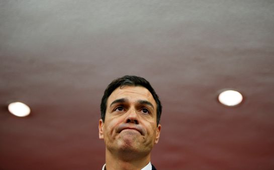 Pedro Sánchez, en la sede de Ferraz tras conocer los resultados electorales. Pedro Sánchez, en la sede de Ferraz tras conocer los resultados electorales.