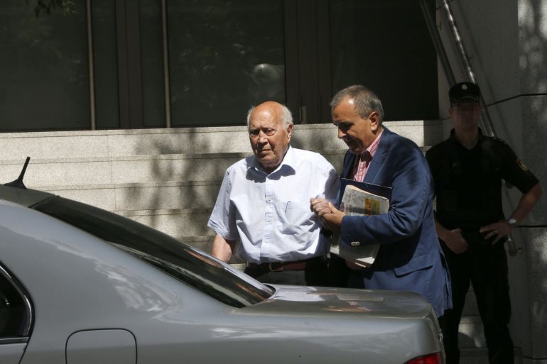 Álvaro Lapuerta,iz., tesorero del PP entre 1993 y 2008 e investigado por la supuesta financiación ilegal del Partido Pupular, a su salida de la Audiencia Nacional Álvaro Lapuerta,iz., tesorero del PP entre 1993 y 2008 e investigado por la supuesta financiación ilegal del Partido Pupular, a su salida de la Audiencia Nacional