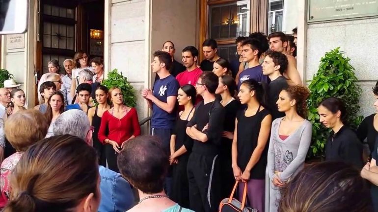 El Ballet Nacional de España finaliza su huelga: El Ballet Nacional de España finaliza su huelga El Ballet Nacional de España finaliza su huelga: El Ballet Nacional de España finaliza su huelga