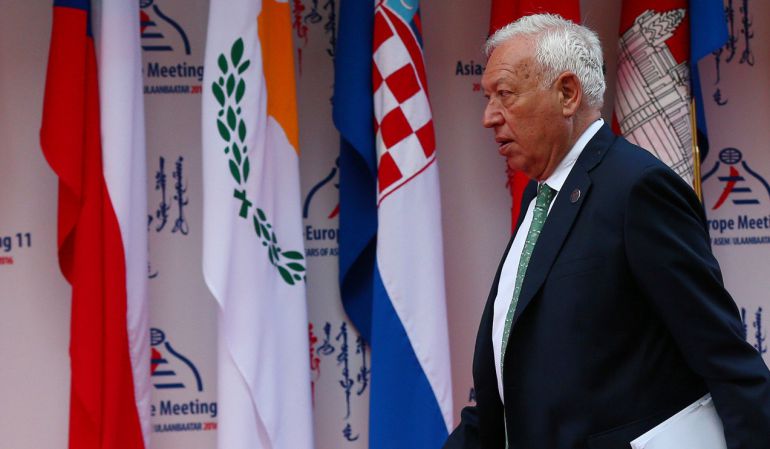 El ministro de Exteriores, José Manuel García Margallo, a su llegada a la cumbre Asia-Europa en Ulan Bator (Mongolia). El ministro de Exteriores, José Manuel García Margallo, a su llegada a la cumbre Asia-Europa en Ulan Bator (Mongolia).
