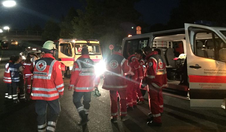 Un joven afgano ataca con un hacha a varios pasajeros en un tren alemán Un joven afgano ataca con un hacha a varios pasajeros en un tren alemán
