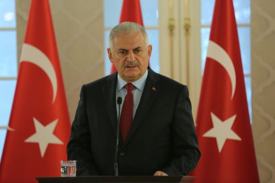 Binali Yildirim, durante una rueda de prensa Binali Yildirim, durante una rueda de prensa
