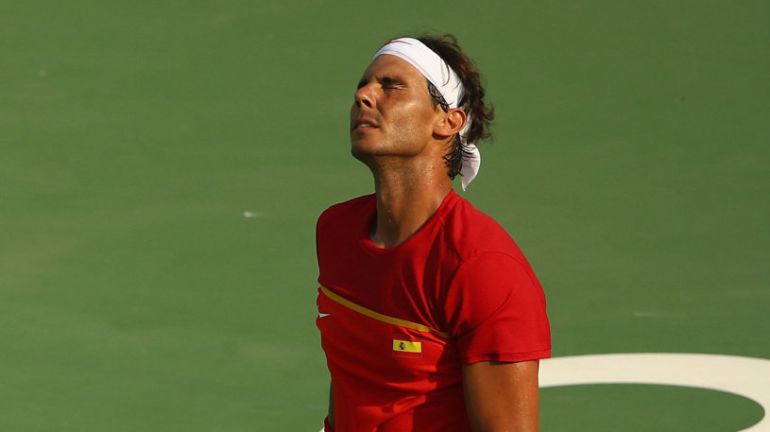 Rafa Nadal se lamenta tras un error no forzado ante Andreas Seppi. Rafa Nadal se lamenta tras un error no forzado ante Andreas Seppi.