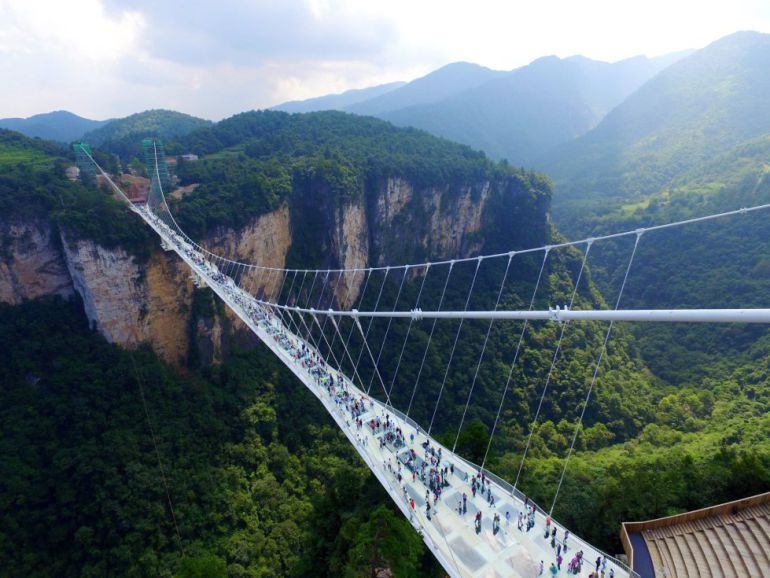 El Puente De Cristal Más Grande Del Mundo Cierra Dos Semanas Después De ...