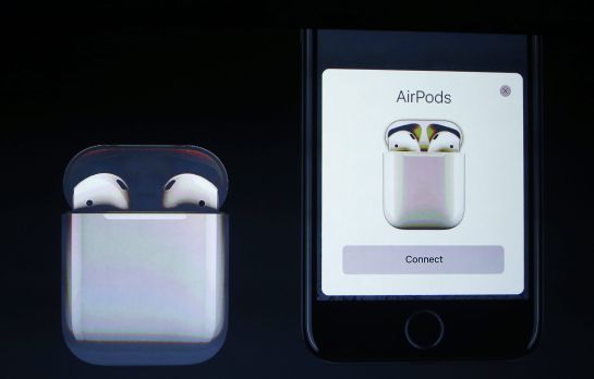 Los Airpods, una de las grandes novedades del iPhone 7. Los Airpods, una de las grandes novedades del iPhone 7.