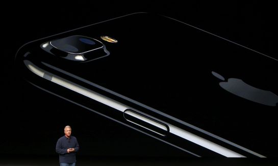 El iPhone 7 Jet Black durante la presentación de Apple. El iPhone 7 Jet Black durante la presentación de Apple.