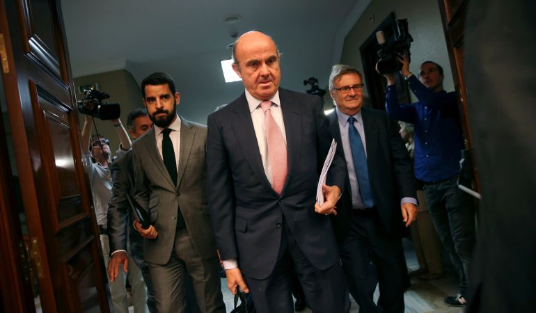 El ministro de Economía en funciones, Luis de Guindos. El ministro de Economía en funciones, Luis de Guindos.