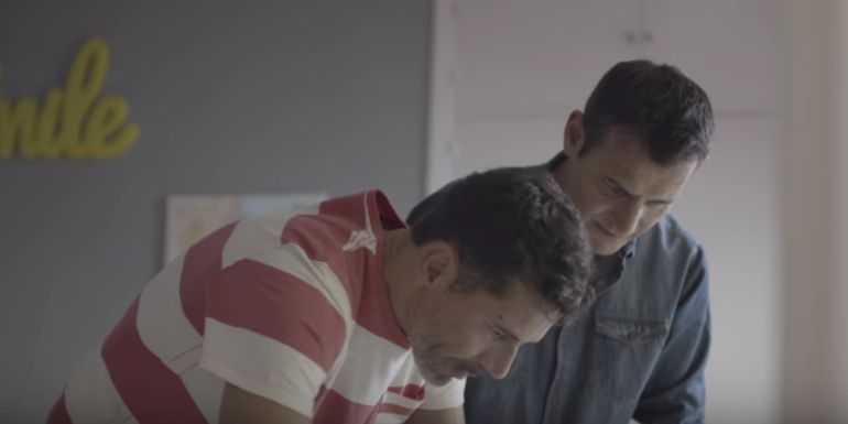 Fotograma del anuncio que ha provocado una respuesta homófoba por parte de un colectivo católico Fotograma del anuncio que ha provocado una respuesta homófoba por parte de un colectivo católico