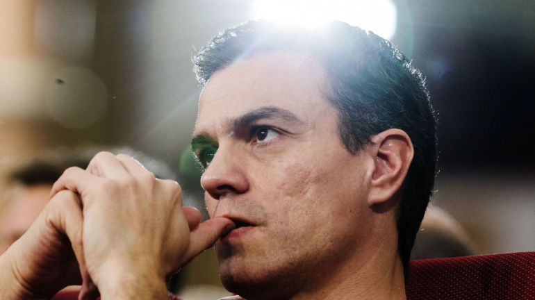 Pedro Sánchez, durante un mitin de campaña, en una imagen de archivo Pedro Sánchez, durante un mitin de campaña, en una imagen de archivo