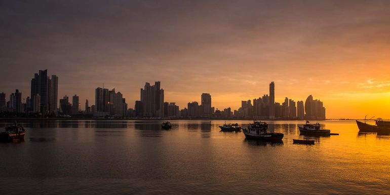 'En Panamá, Unimos al Mundo' recorre el país que lidera el crecimiento económico de América Latina 'En Panamá, Unimos al Mundo' recorre el país que lidera el crecimiento económico de América Latina