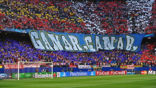 Parte del mosaico que la afición del Atlético formó en el choque ante el Barcelona en la Champions de la temporada 2013-14. Parte del mosaico que la afición del Atlético formó en el choque ante el Barcelona en la Champions de la temporada 2013-14.