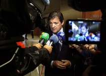 El PSOE camina hacia la abstención