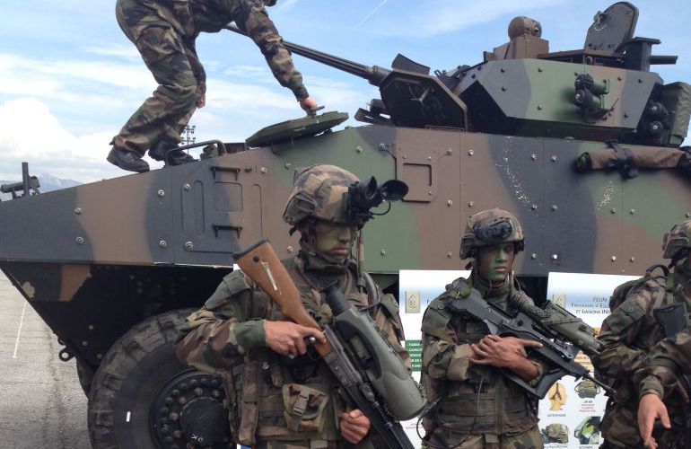 El Constitucional anula el crédito extraordinario de Defensa de 856 millones para equipamiento militar El Constitucional anula el crédito extraordinario de Defensa de 856 millones para equipamiento militar