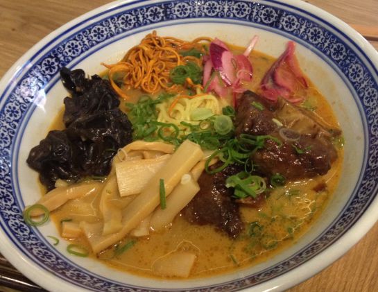 Lamian de rabo de toro. Lamian de rabo de toro.