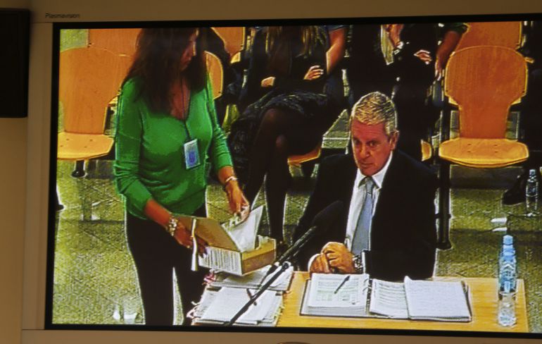 El considerado número dos de la trama Gürtel, Pablo Crespo, en una imagen del monitor de la sala de prensa de la Audiencia Nacional en San Fernando de Henares El considerado número dos de la trama Gürtel, Pablo Crespo, en una imagen del monitor de la sala de prensa de la Audiencia Nacional en San Fernando de Henares