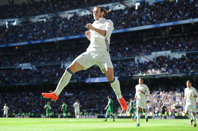 Gareth Bale celebra uno de sus goles ante el Leganés. Gareth Bale celebra uno de sus goles ante el Leganés.